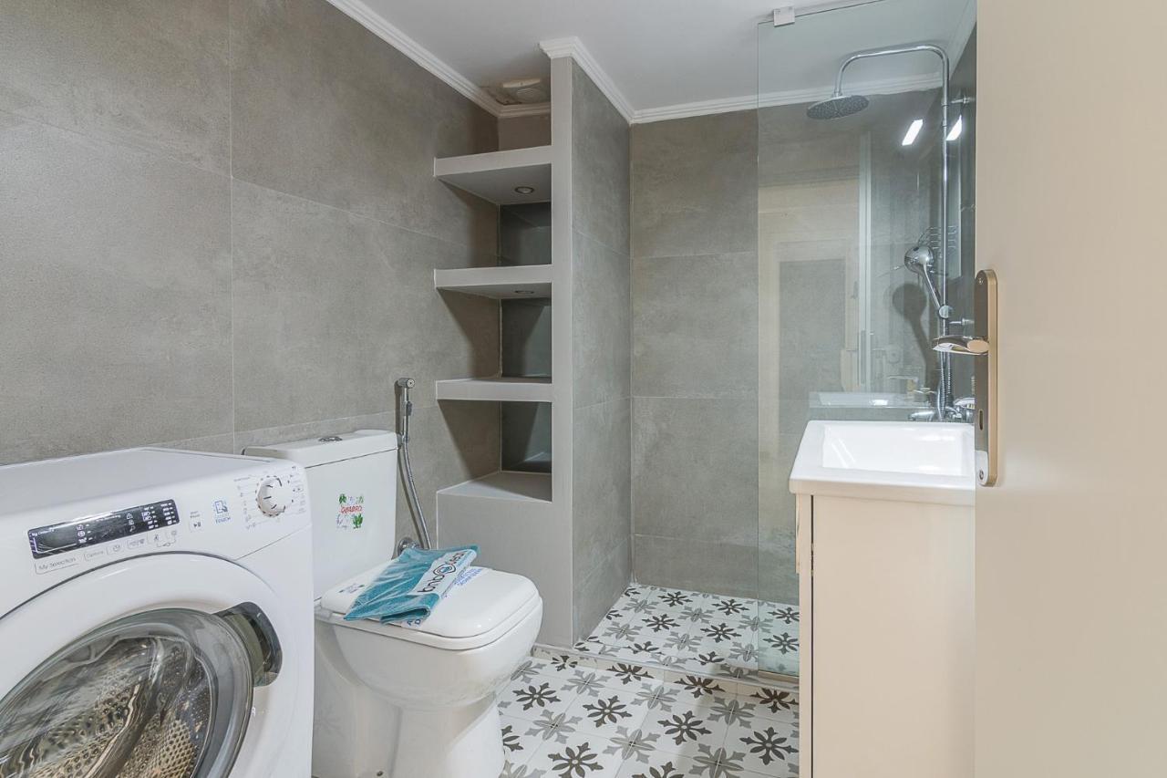 A Modern 2-Bedroom Apartment Near Areios Pagos Athene Buitenkant foto